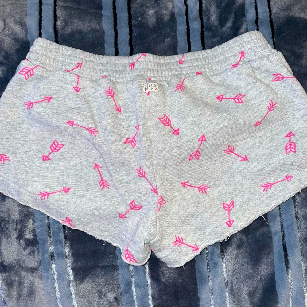 Billabong shorties
